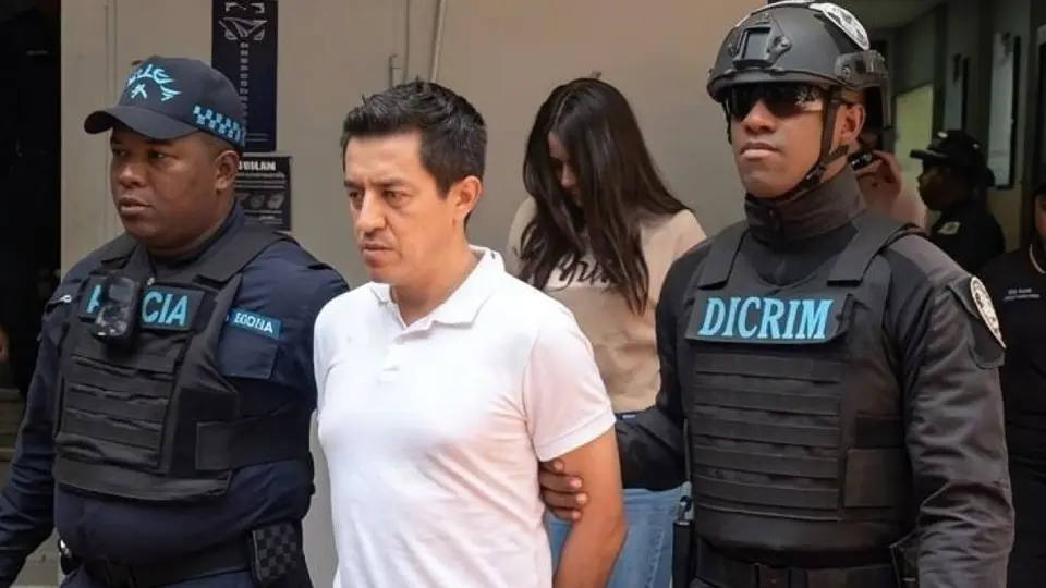 Tres colombianos detenidos en Santo Domingo Este por sedar hombres y robarles