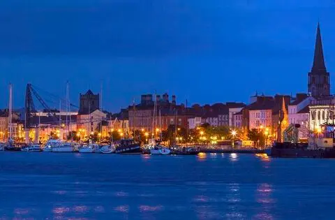 Waterford councillor raises human trafficking fears over cash-only business surge