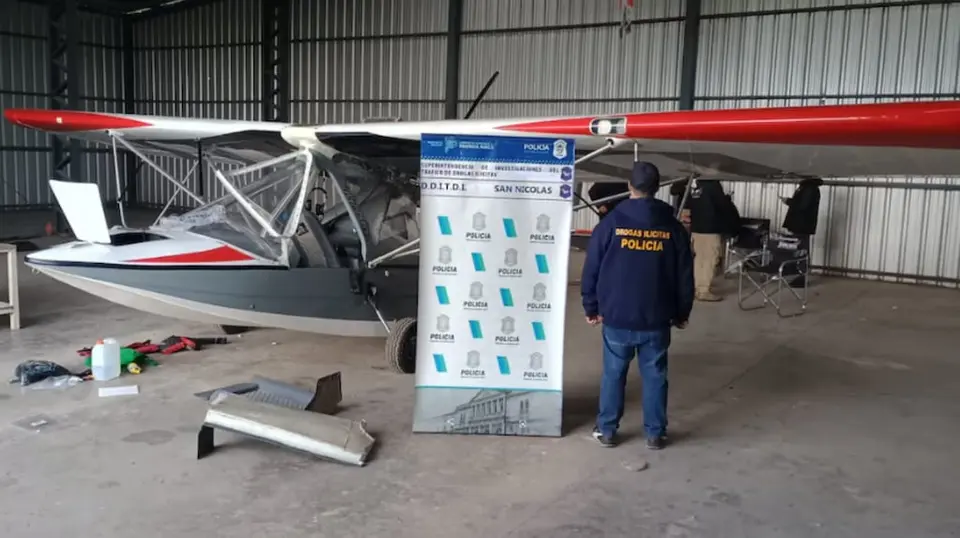 Piloto acusado de narcotráfico entre Buenos Aires y Rosario usaba hidroavión y falso patrullero