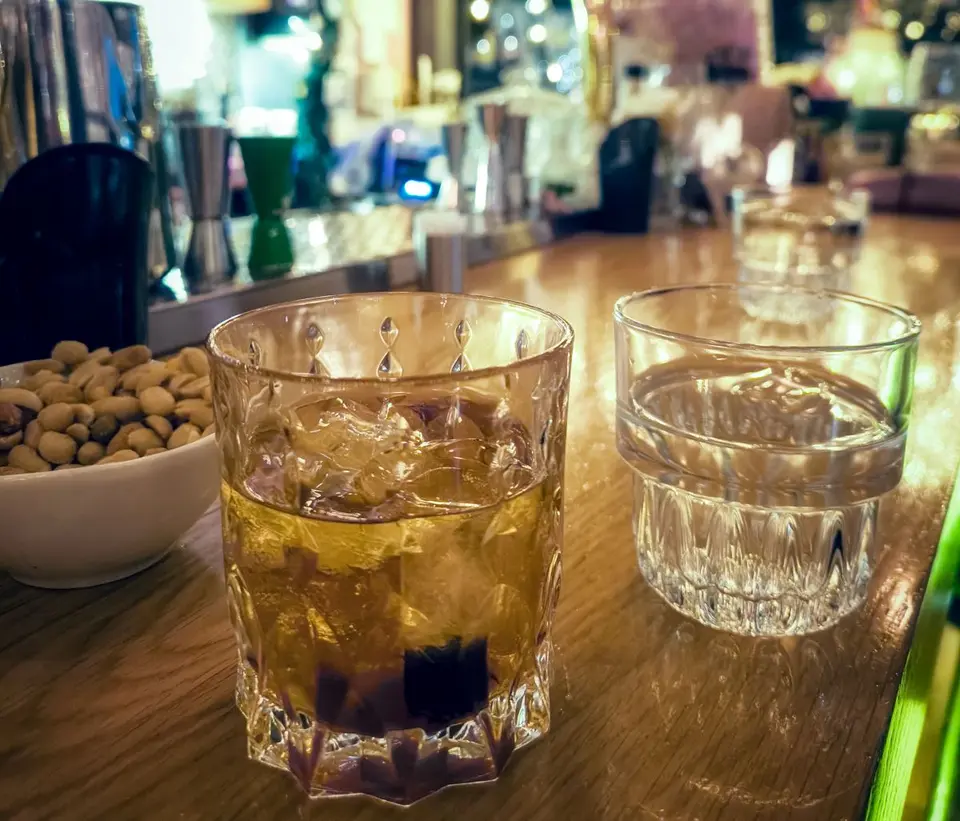 Χανιά: 16χρονος άλλαξε ημερομηνία γέννησης στο gov.gr για αλκοόλ – τρεις συλλήψεις