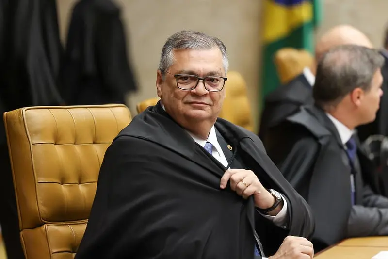 Supreme Court Minister Dino lifts secrecy on investigation into amendments and pro-Bolsonaro film