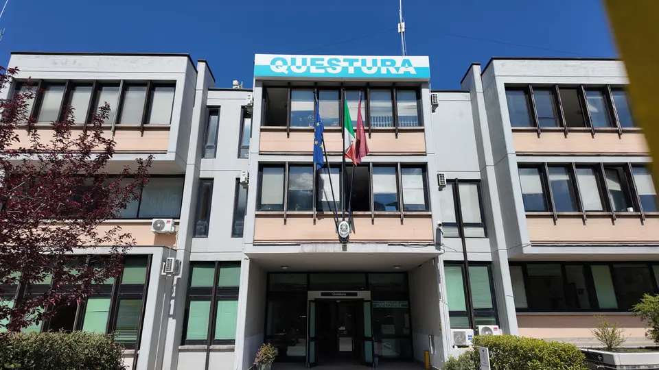 Avvelenamento con ricina a Pietracatella: professoressa interrogata per quasi quattro ore