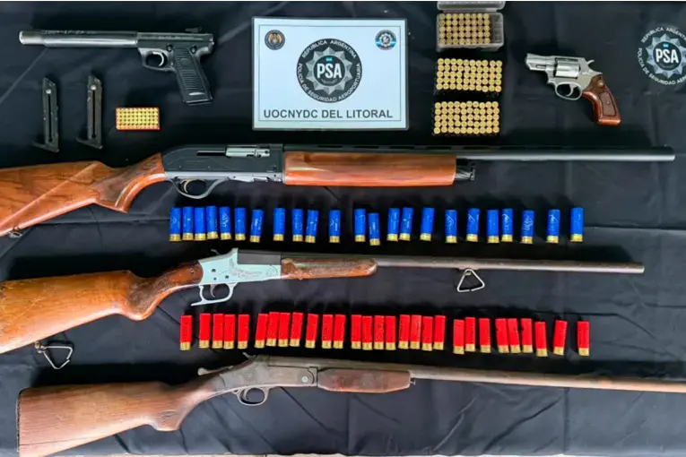 Drug trafficking in Santa Fe: six detained, weapons and over $10 million seized