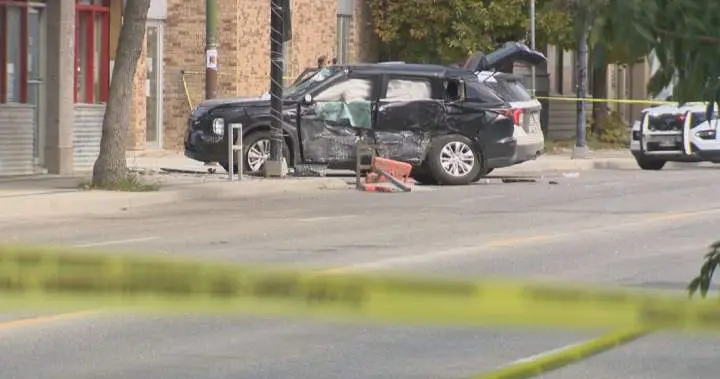 Winnipeg police pursuit ends in multi-vehicle crash, woman seriously hurt