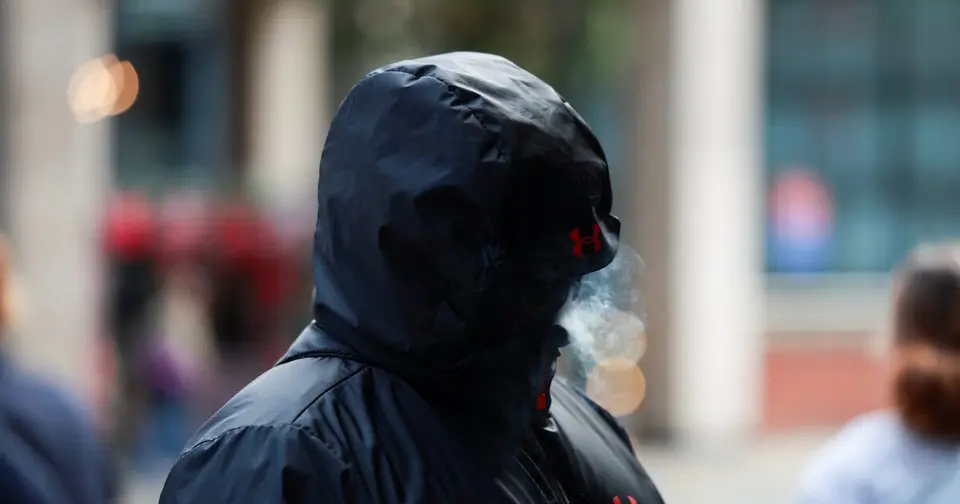 Μάντσεστερ: 13 άνδρες σε δίκη για βιασμό ναρκωμένης γυναίκας – σύζυγος ομολόγησε 45 κατηγορίες
