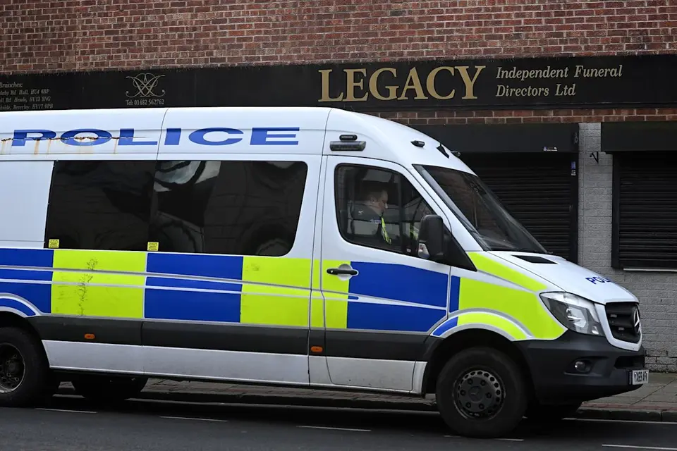 Britannique plaide coupable de 60 infractions sexuelles contre son épouse droguée pendant 20 ans