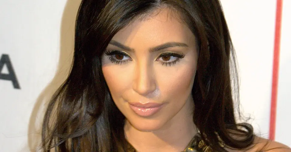 Tribunal de Paris condena assaltantes de Kim Kardashian a pagar um euro de indemnização