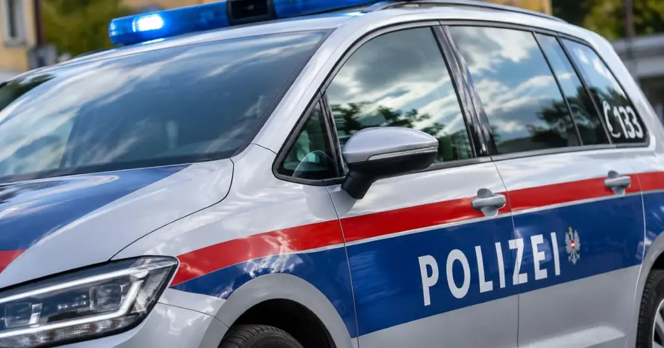 Polizei erschießt Messerangreifer in Bad Vöslau – Frau schwer verletzt