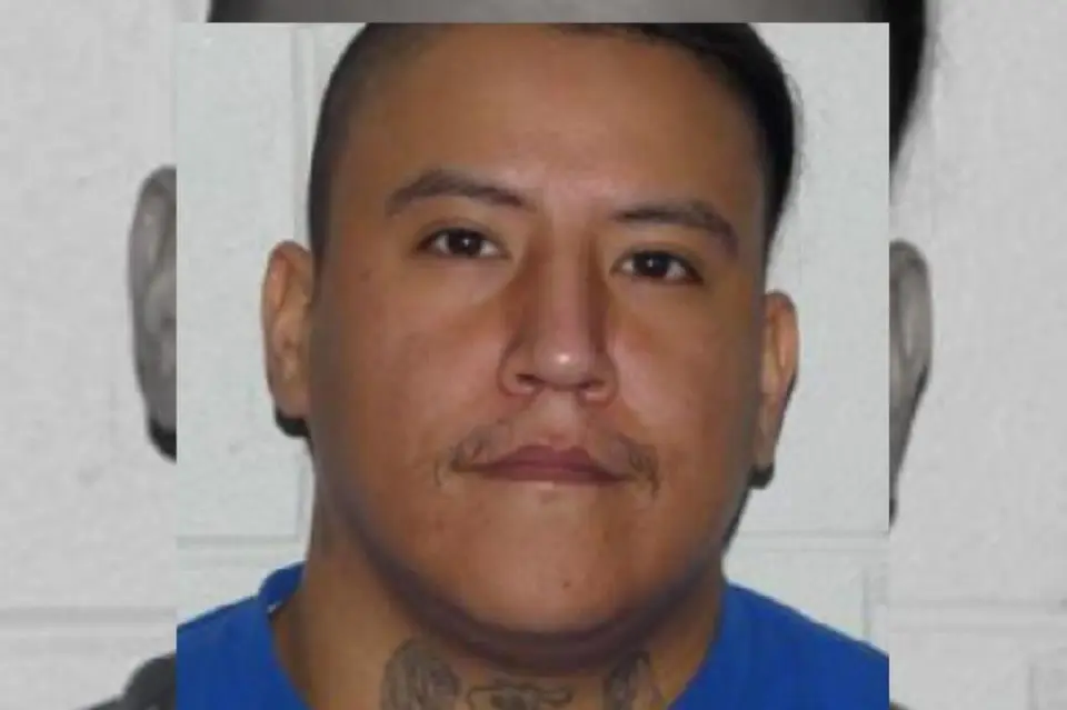 Victoria police search for man who fled housing facility on Canada-wide warrant