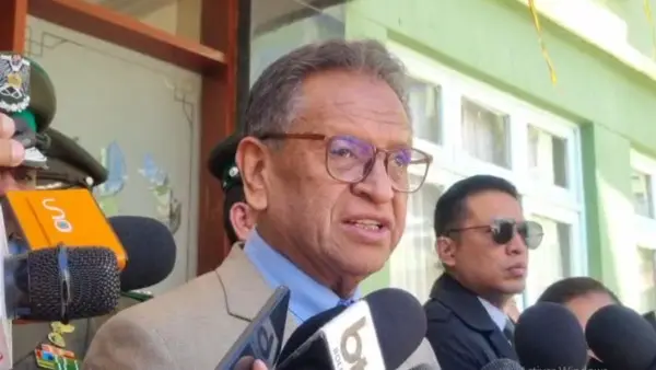 Cárteles brasileños reclutan jóvenes bolivianos para el narcotráfico, alerta ministro Oviedo