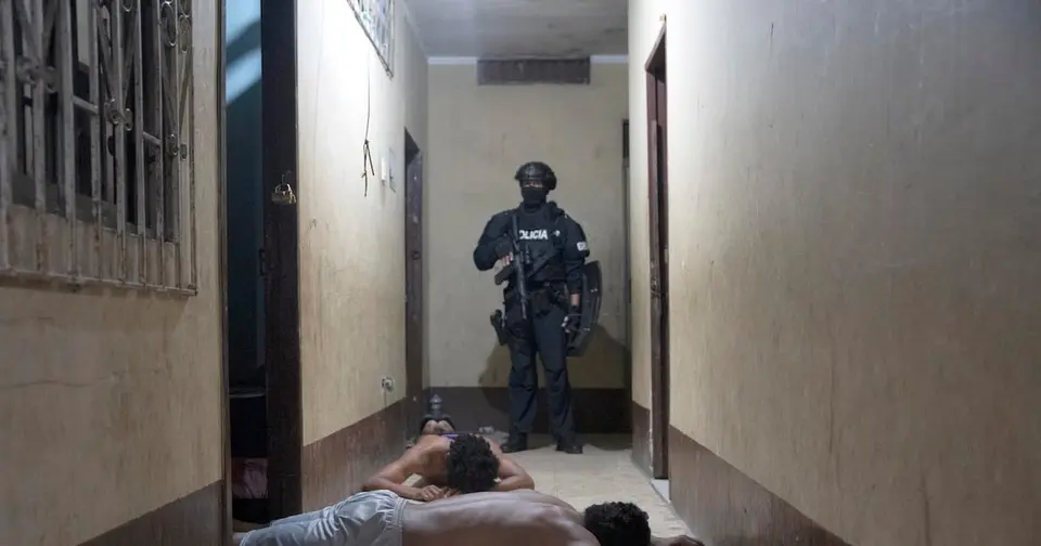 Toque de queda en cuatro provincias de Ecuador: tercer decreto en 2026 por crimen organizado