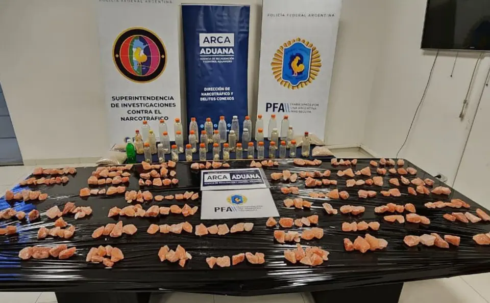 Decomiso récord de 52 kilos de MDMA en Argentina: tres detenidos y orden de captura internacional