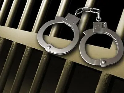 Vier mannen aangehouden voor gewapende beroving in Paramaribo, vuurwapen in beslag
