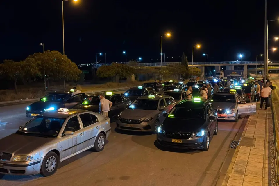 Επίθεση με σκουπόξυλο σε ταξιτζή στη Νέα Ιωνία Βόλου – κάταγμα καρπού