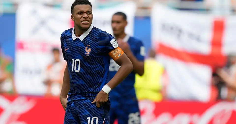 Mohamed Sanhadji, responsable sécurité des Bleus, mis en examen pour corruption