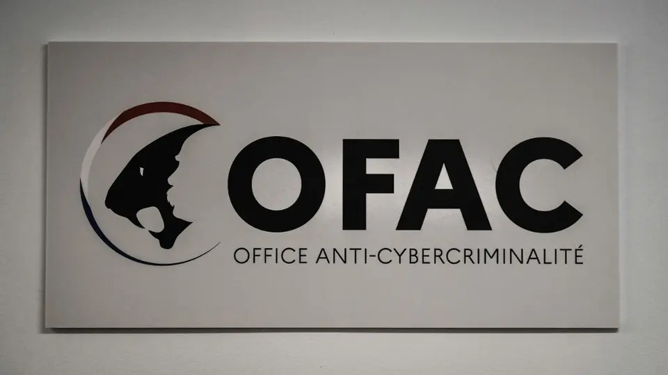 Seven young cybercriminals arrested for stealing millions of data records