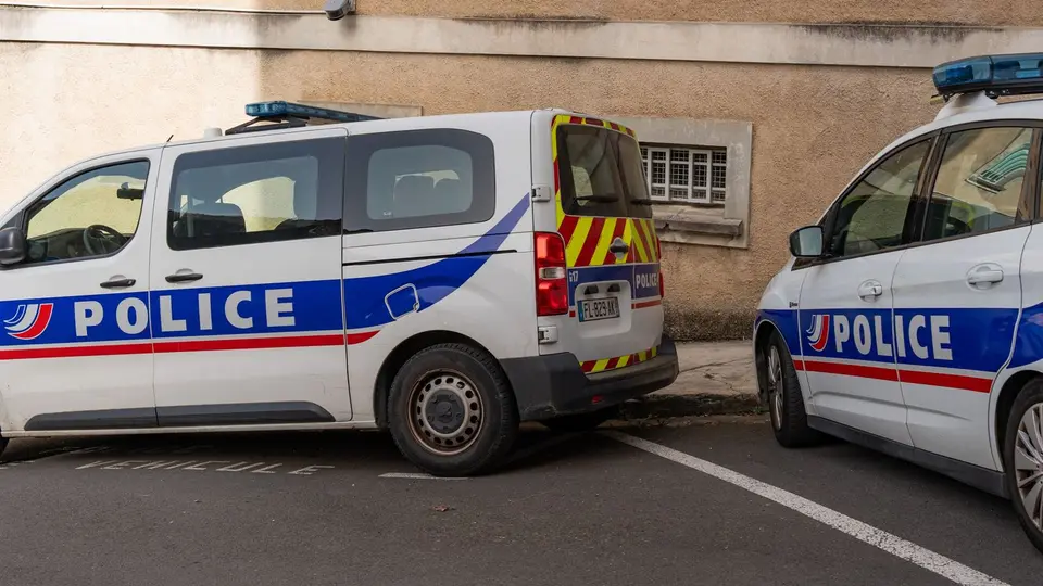 Homme abattu par la police à Beauvais après des tirs sur des policiers, un agent blessé