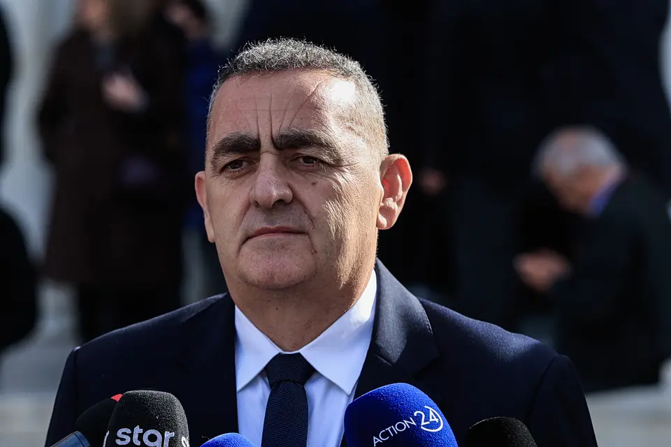 Ευρωβουλευτής Μπελέρης επαίνεσε τον Κασιδιάρη – αναδίπλωση μετά τις αντιδράσεις