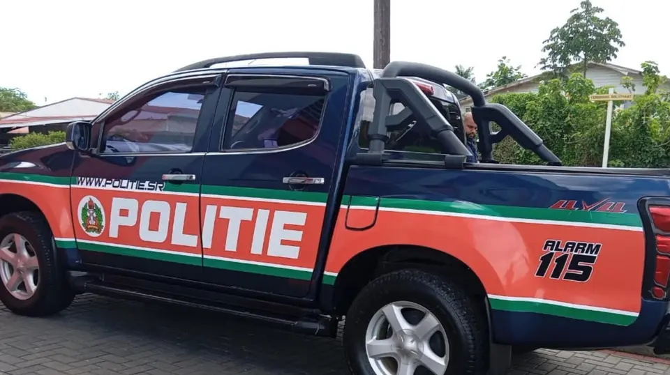Dj en Venezolaanse partner opgepakt voor mensensmokkel in Paramaribo