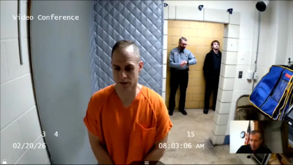 Former American Idol Contestant Caleb Flynn on Trial for Murder of Wife in Ohio