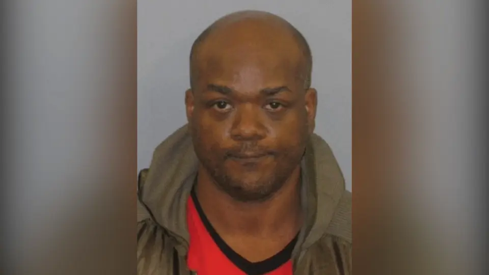 Murder suspect Douglas Cobb wanted after fatal shooting at Toms River Wawa