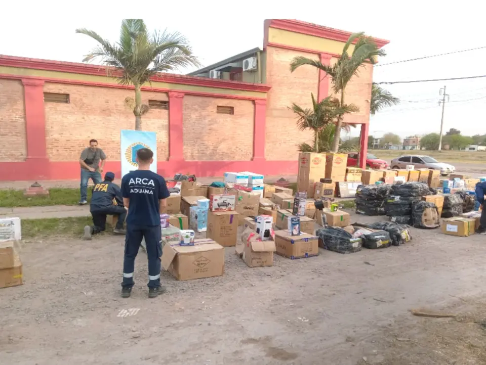 PFA incauta 163 bultos de contrabando en Resistencia, Chaco, valuados en $40 millones