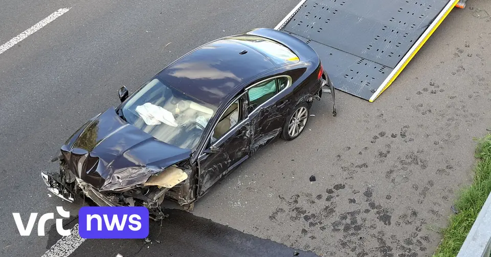 Roemeense verdachte (28) opgepakt na achtervolging aan 218 km/u en crash op E34 bij Vosselaar
