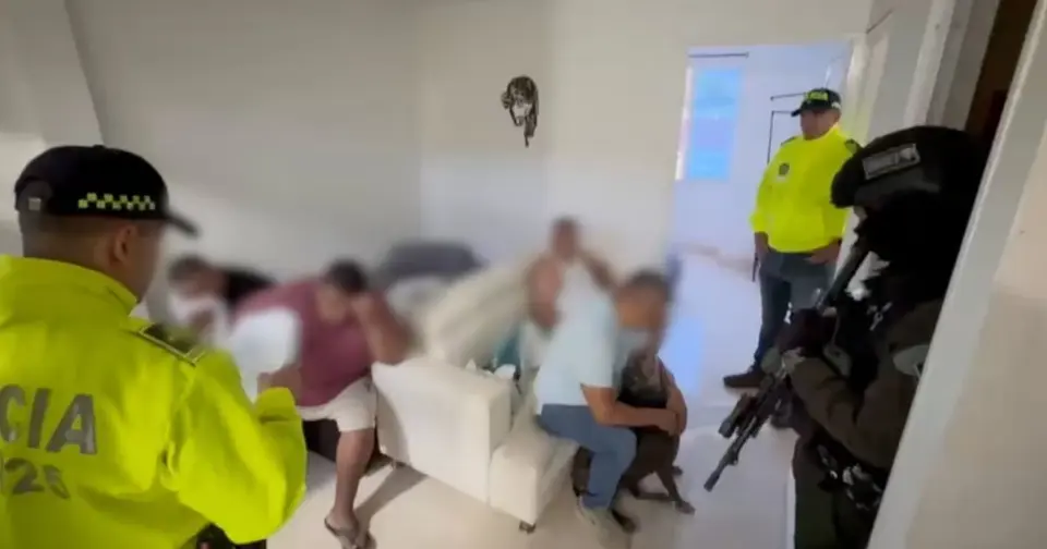 Operación Victoria: red desmantela fábrica de dólares falsos en La Unión, Valle del Cauca