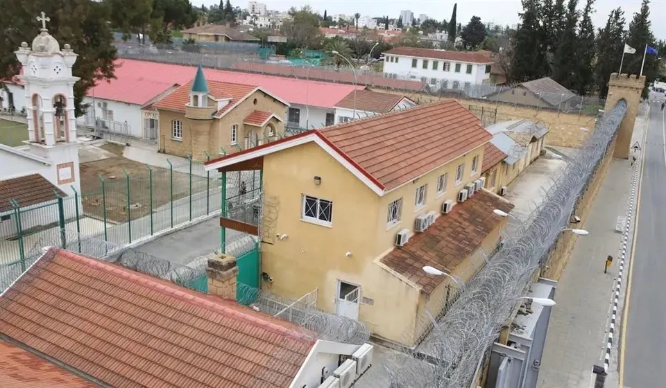 32-year-old arrested for arson and property destruction in Paphos