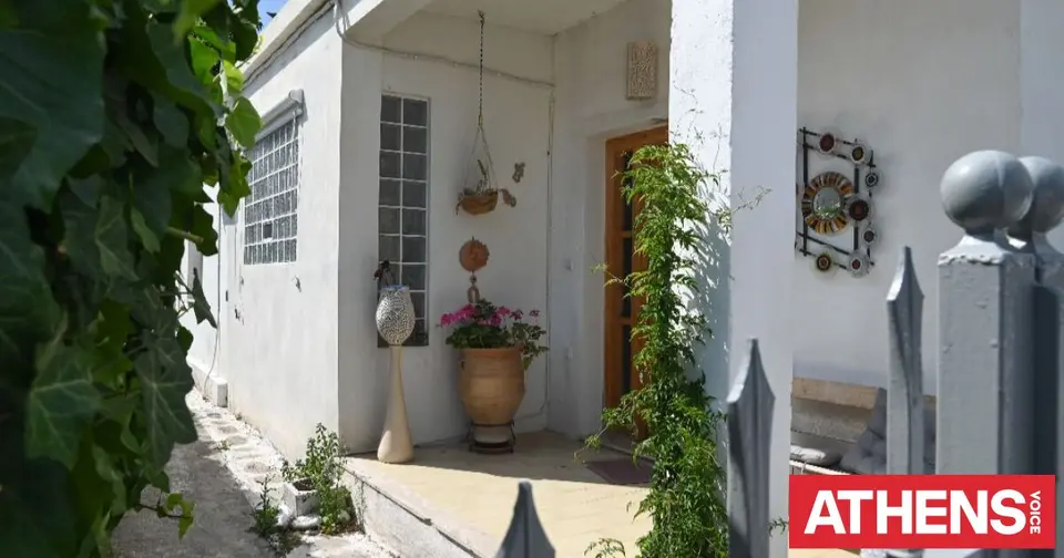 Double murder in Aigio: 65-year-old Italian man brought before investigating magistrate
