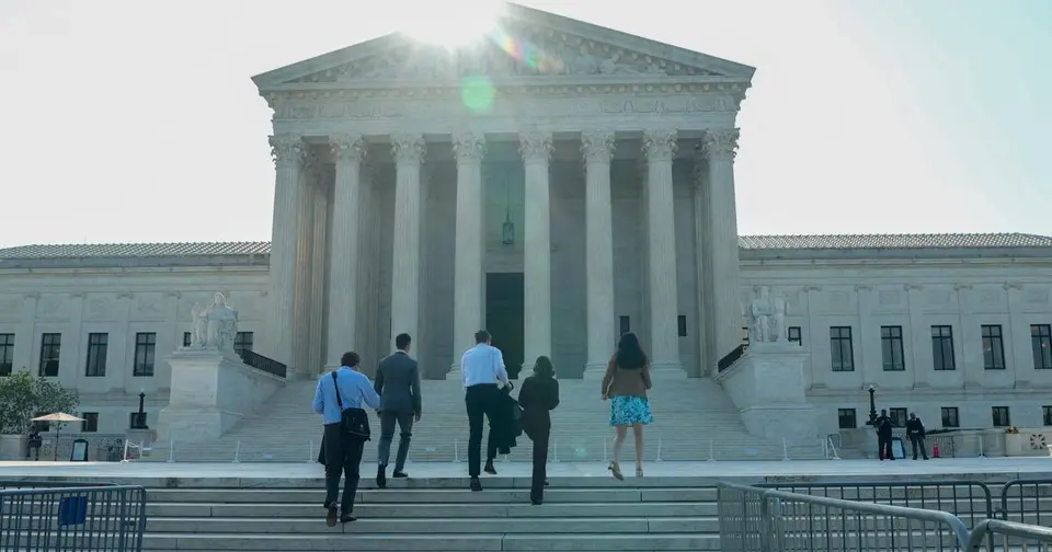 U.S. Supreme Court halts Alabama nitrogen execution at eleventh hour