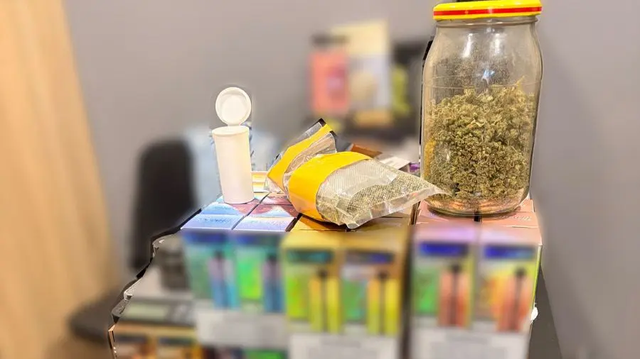Drugs and illegal e-cigarettes in Sępoleńskie district – two people detained