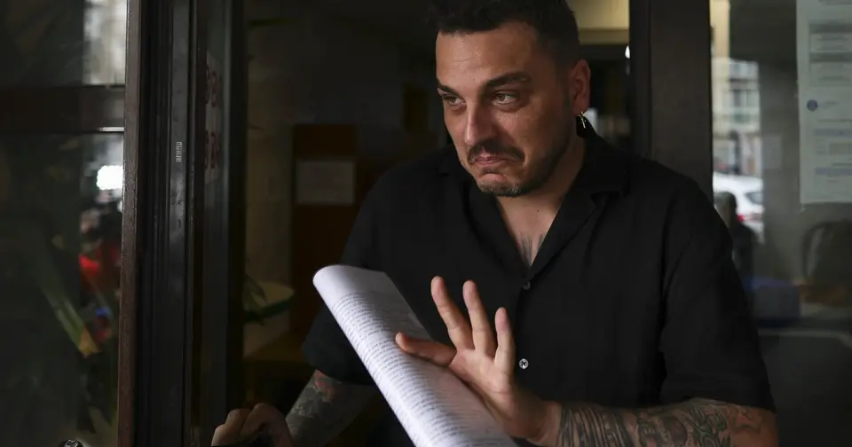 Influencerul Makaveli, sub control judiciar pentru evaziune fiscală