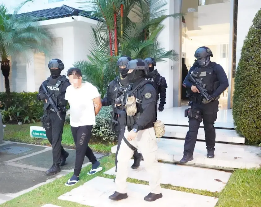 Operativo conjunto Ecuador-EE.UU. desmantela red del CJNG en Samborondón: 39 detenidos
