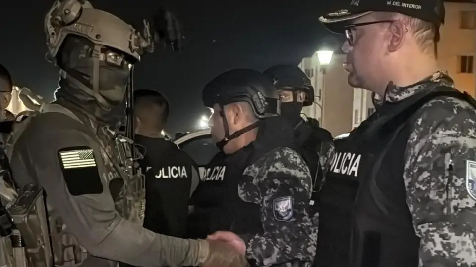 Ecuador y DEA desmantelan red vinculada al CJNG: 30 detenidos en tres provincias