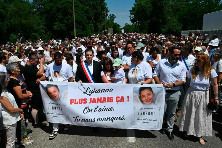 Assassinat d'une fillette de 11 ans en France : le système judiciaire critiqué