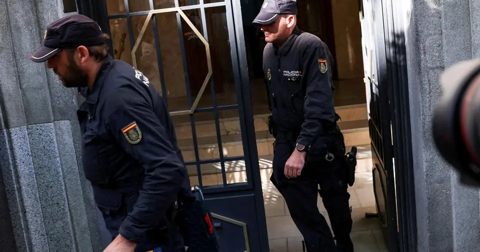 El ex presidente Zapatero, imputado por fraude fiscal y contrabando tras el hallazgo de joyas valoradas en 1,3 millones