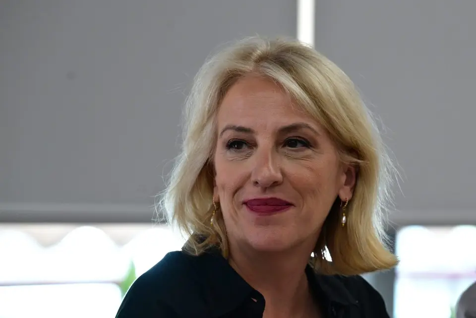 Καταδίκη δημοσιογράφου για ψευδείς αναρτήσεις κατά Δούρου μετά την πυρκαγιά στο Μάτι