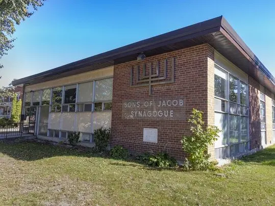Belleville synagogue shooting: Ward's antisemitic words caught on video during gunfight