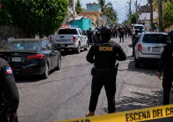 Siete delincuentes muertos en enfrentamientos con la Policía en Santo Domingo y el interior