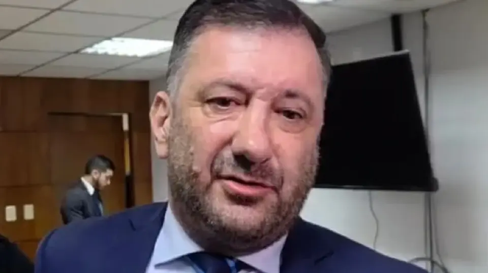 Corte Suprema ordena investigar a Kueider por sobornos y enriquecimiento en causas separadas