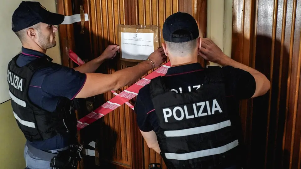 Omicidio Torino, la madre del fermato: "È stato lui a chiamare il 112, diceva cose confuse"