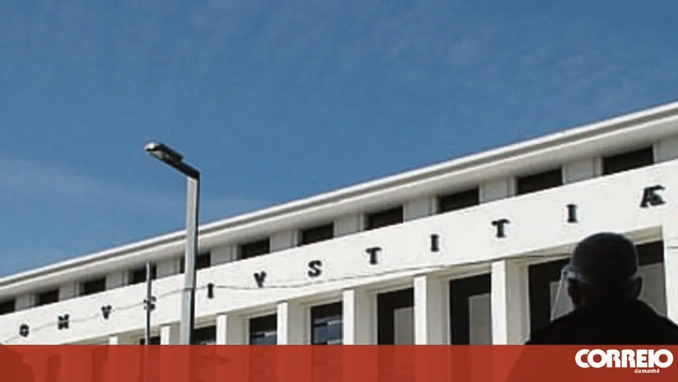 Father and son sentenced to effective prison time for shooting at young people in Benavente