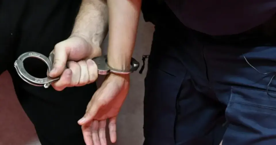 19-year-old threatens Viennese man with meat cleaver – arrest in Landstraße