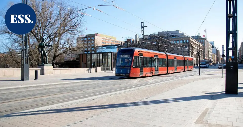 Person pushed under tram in Tampere city centre – police investigating attempted murder