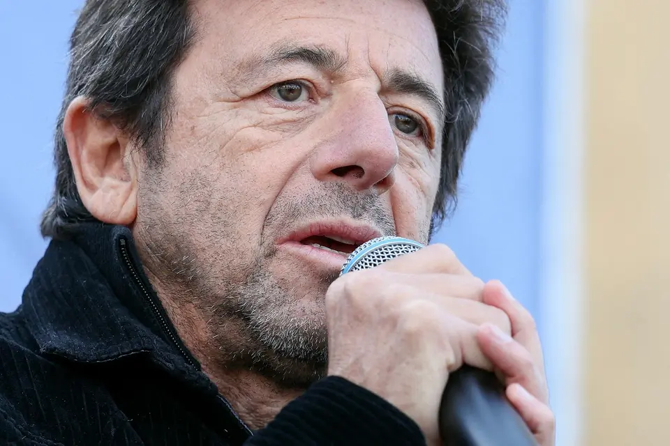 Patrick Bruel's committal for trial: elected official criticises impunity in artistic circles