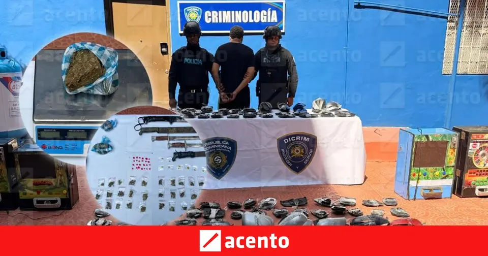 Police operations in Greater Santo Domingo: firearms, drugs and slot machines seized, two detained