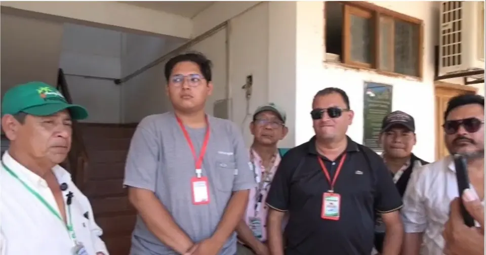 Policías agreden a periodista en San José de Chiquitos; gremio exige sanciones