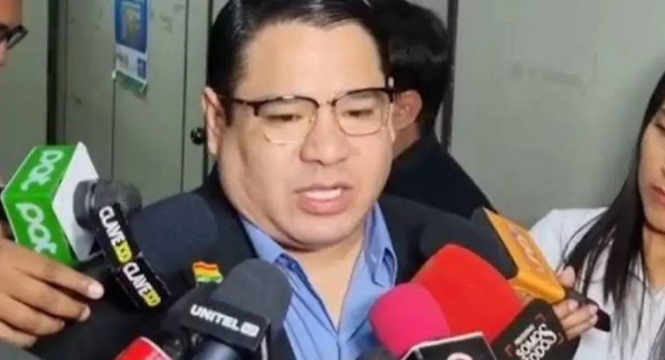 EE.UU. acusa al fiscal Mariaca de corrupción y narcotráfico; Bolivia exige explicaciones