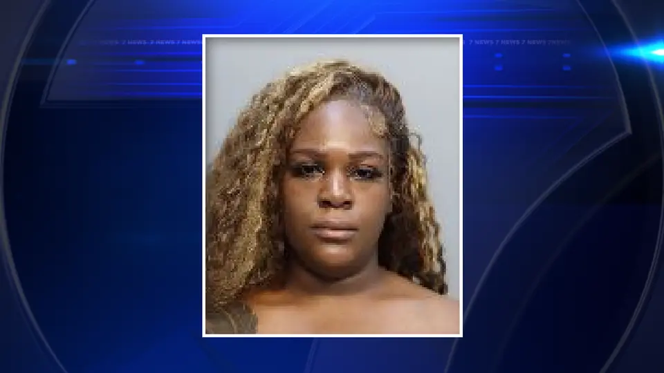 Mother arrested for child neglect after leaving 4 toddlers alone on Bahamas cruise